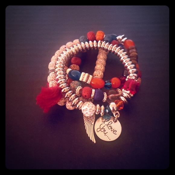 Bracelets - Picture 1 of 1